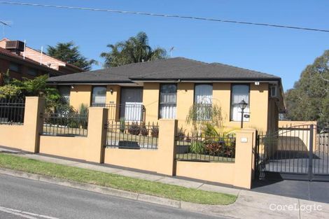 Property photo of 32 Stanley Avenue Mount Waverley VIC 3149