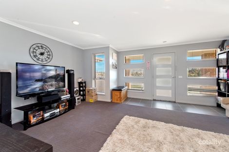 Property photo of 9 Stanner Circuit Bonner ACT 2914