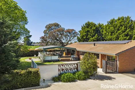 18 Louise Lane, Lancefield, VIC 3435