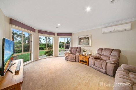 Property photo of 15 Patison Court Drouin VIC 3818