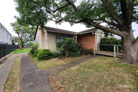 8 Inga Ct, Chadstone, VIC 3148