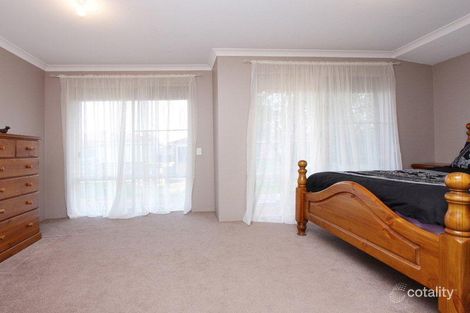 Property photo of 9 Pinewood Walk Canning Vale WA 6155