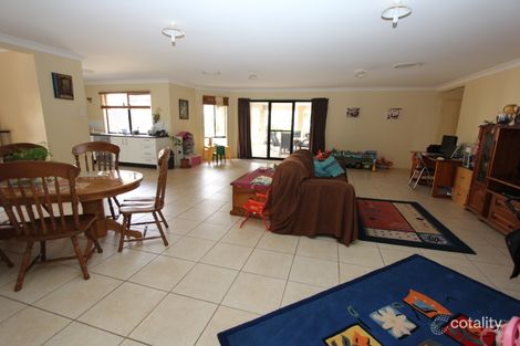 Property photo of 12 Daisy Court Kingaroy QLD 4610