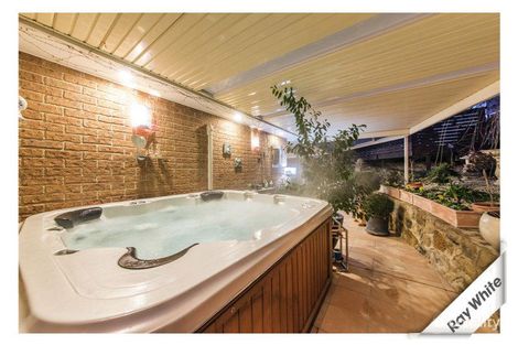 Property photo of 5/8 Proserpine Circuit Amaroo ACT 2914