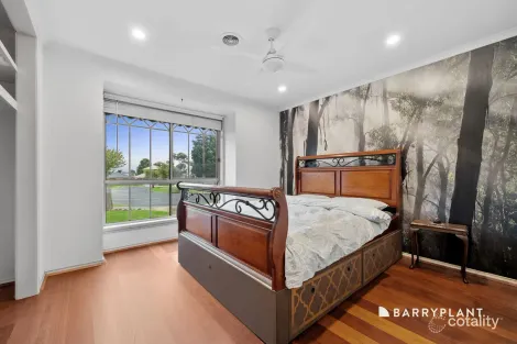 Property photo of 5 Vines Court Mill Park VIC 3082
