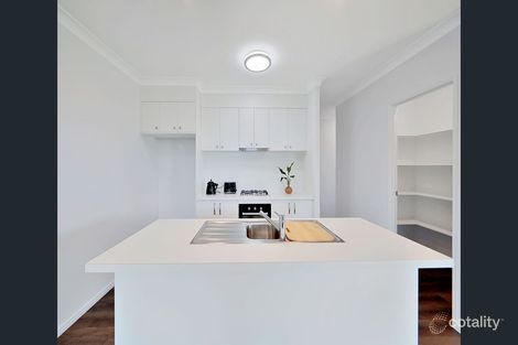 Property photo of 27 Emperor Drive Elliott Heads QLD 4670