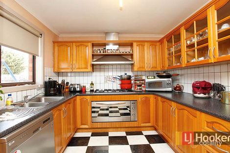 Property photo of 25 Yandina Road Hoppers Crossing VIC 3029