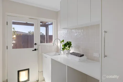 Property photo of 2 Ozone Court Paradise SA 5075