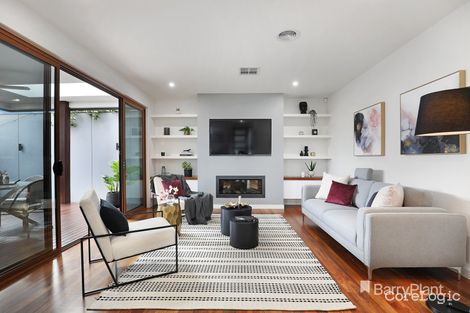 Property photo of 10 Hillview Avenue Pascoe Vale South VIC 3044