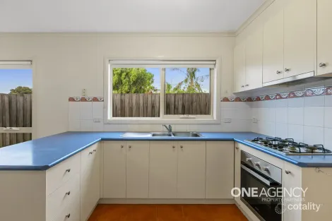 Property photo of 2/48 Edgar Street Werribee VIC 3030