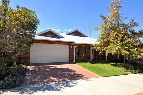 Property photo of 48 Camborne Parkway Butler WA 6036