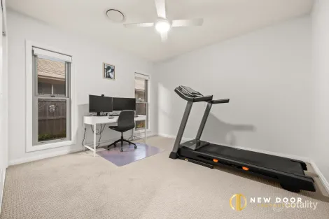 Property photo of 12 Laird Crescent Forde ACT 2914