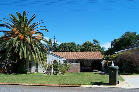 19 Lynmouth Rd, Dianella, WA 6059