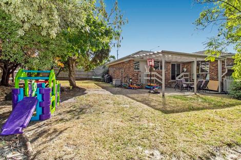 Property photo of 2 Wartook Way Rowville VIC 3178