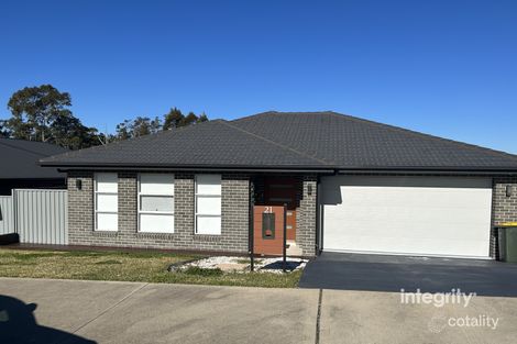 21 Alata Cres, South Nowra, NSW 2541