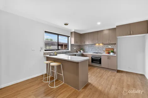 Property photo of 1/8 Margaret Street Werribee VIC 3030