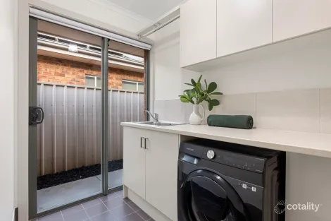 Property photo of 18 Jared Road Seaford Meadows SA 5169