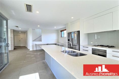 Property photo of 8 Settler Street Eight Mile Plains QLD 4113
