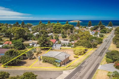 2 Coorong Cres, Encounter Bay, SA 5211
