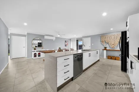 Property photo of 8 Ferry Place Logan Village QLD 4207