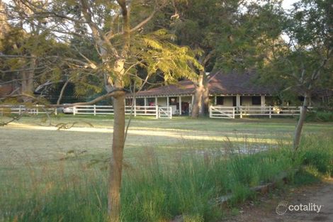 36 Lewis Rd, Wattle Grove, WA 6107