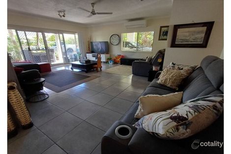Property photo of 10/24 Pandanus Drive Cannonvale QLD 4802