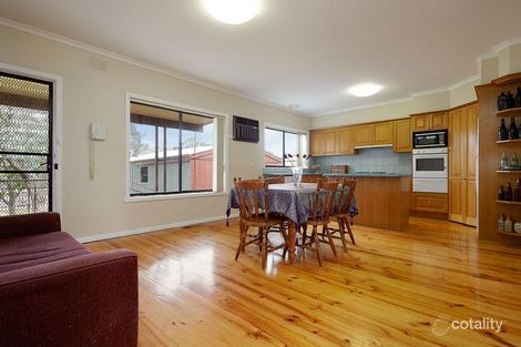 Property photo of 14 Lowell Avenue Kingsbury VIC 3083
