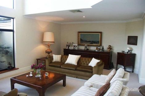 Property photo of 2 Boreham Street Cottesloe WA 6011