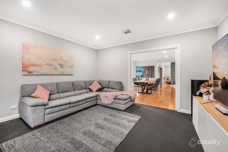 Property photo of 6 Moore Mews Pakenham VIC 3810