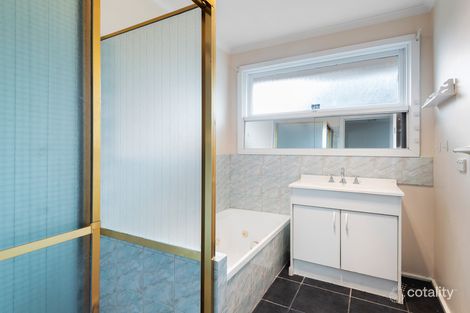 Property photo of 2/20 Sharpe Street Reservoir VIC 3073