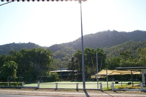 18 Marine Pde, Arcadia, QLD 4819