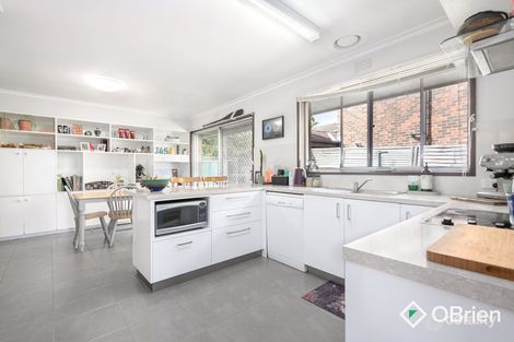 Property photo of 16 Hillcrest Road Frankston VIC 3199