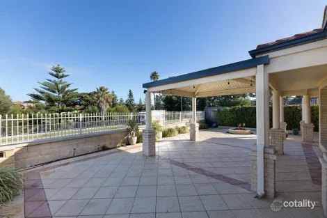 10a Centennial Gdns, Hillarys, WA 6025