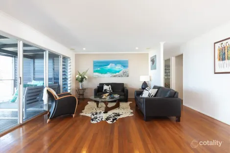 Property photo of 19 Cumming Parade Point Lookout QLD 4183