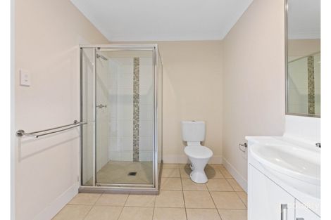 Property photo of 2/33 Alistair Street Glenvale QLD 4350