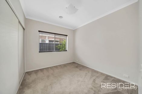 Property photo of 27 Torbreck Avenue South Morang VIC 3752