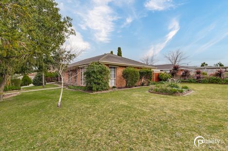 Property photo of 7 Lydia Mary Drive Berwick VIC 3806