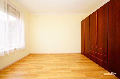 Property photo of 22 Oberon Avenue St Albans VIC 3021