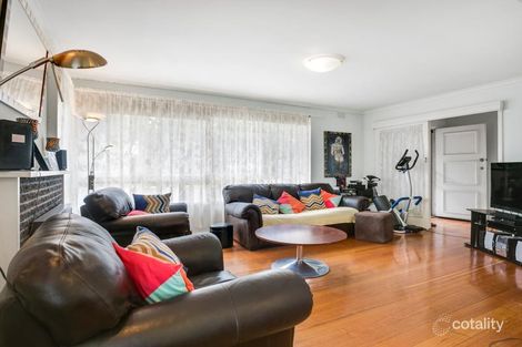 Property photo of 33 Henry Crescent Seaford VIC 3198