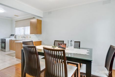Property photo of 33 Henry Crescent Seaford VIC 3198
