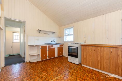 Property photo of 2/39 Marine Parade Redcliffe QLD 4020