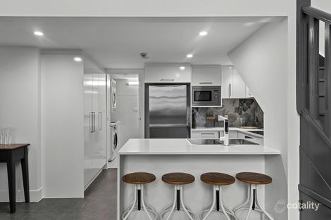 Property photo of 2/189 Leichhardt Street Spring Hill QLD 4000