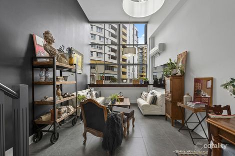 Property photo of 2/189 Leichhardt Street Spring Hill QLD 4000