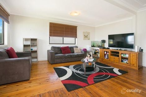 Property photo of 14 Queen Street Rutherford NSW 2320