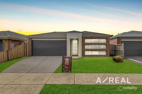 69 Brocker St, Clyde North, VIC 3978