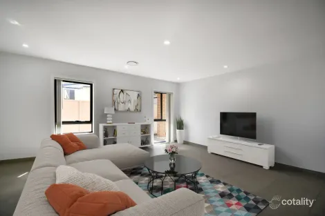 11 Spencer St, Sefton, NSW 2162