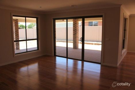 Property photo of 2 Sarah Court Howlong NSW 2643