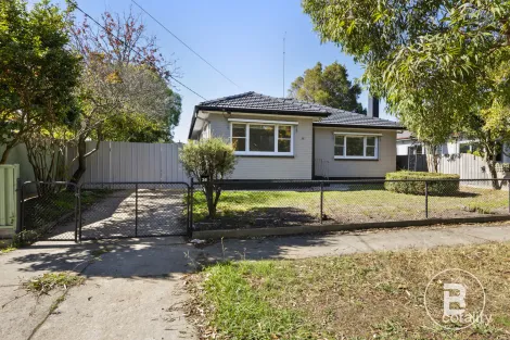 36 Dover St, Wendouree, VIC 3355