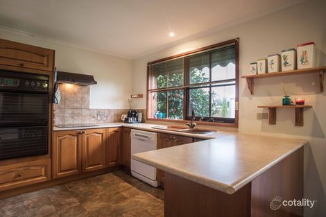 Property photo of 4 Tralea Place Frankston VIC 3199