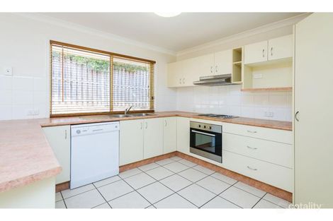 Property photo of 10 Temoe Rise Pacific Pines QLD 4211